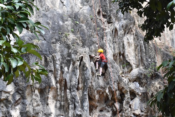 Karst Climbing 5
