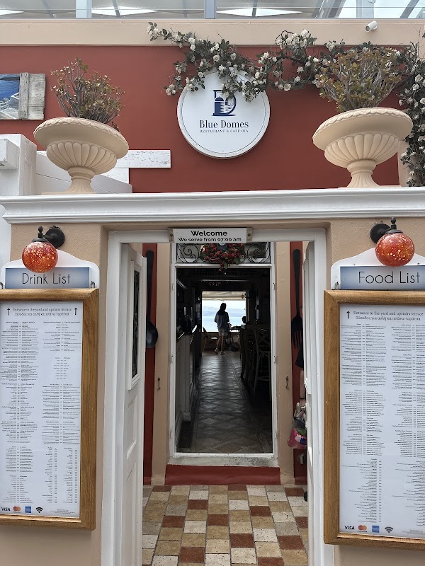 BLUE DOMES RESTAURANT OIA