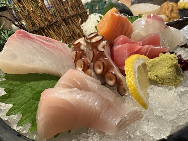 Robata Sannomiya Sanchoku Ichiba 3