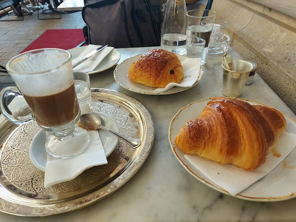 Demel 4