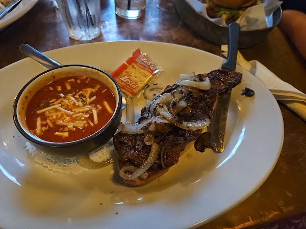 The Goose & Gridiron 4