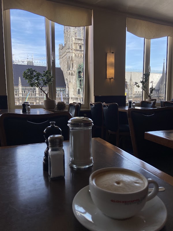 Cafe Glockenspiel GmbH 2