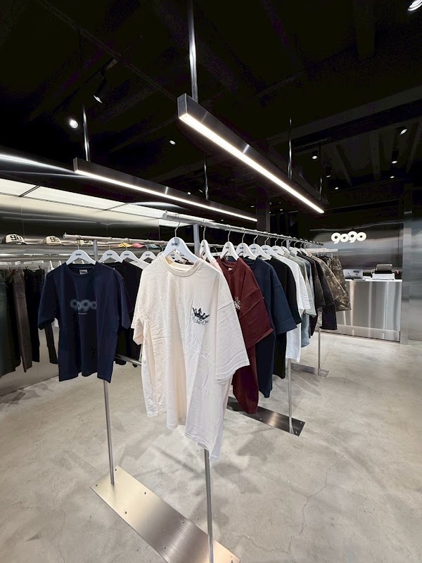 9090 大阪店 3