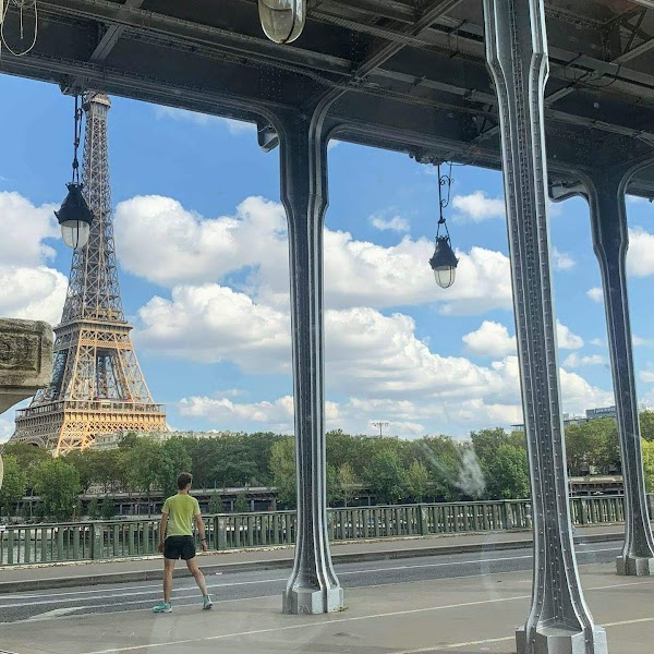 Pont de Bir-Hakeim 2