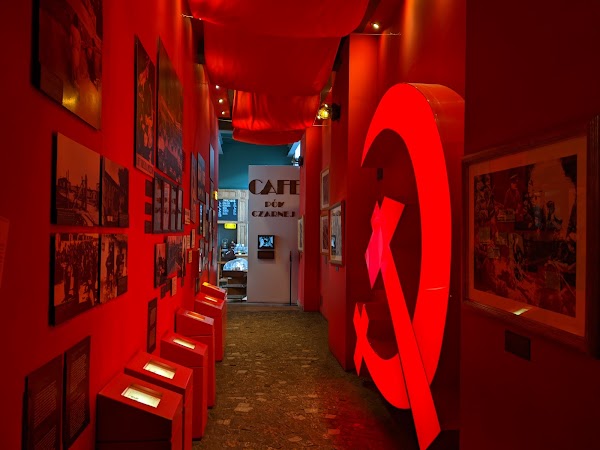 Warsaw Uprising Museum 4