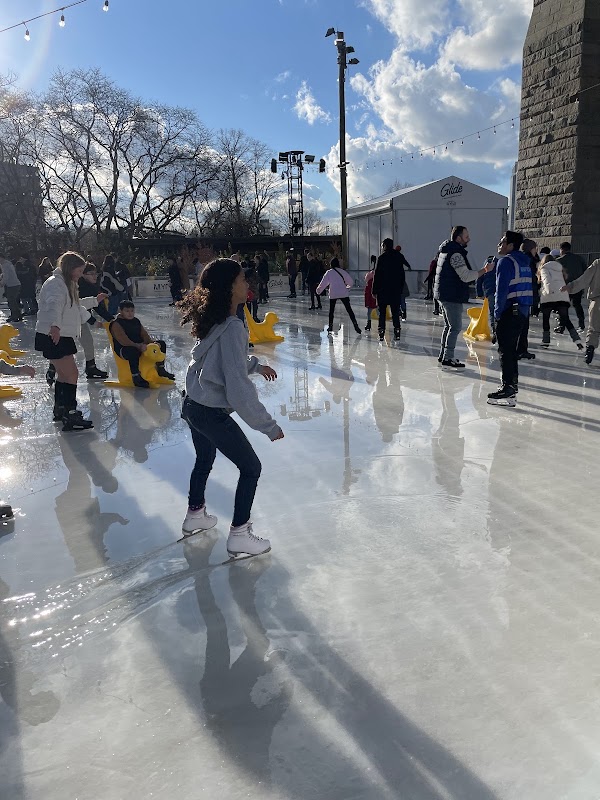 Roebling Rink at Brooklyn Bridge Park 2