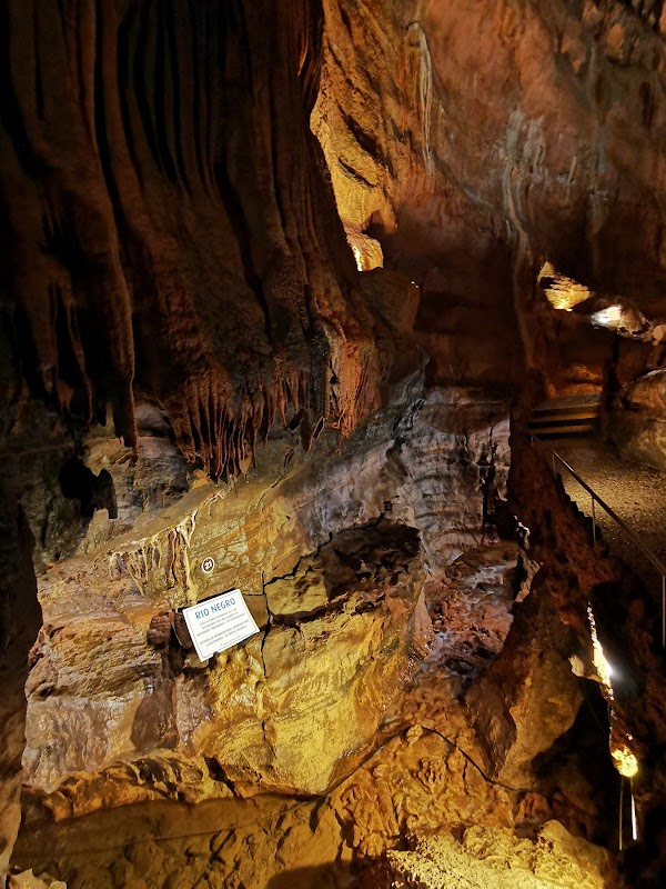 Mira de Aire Cave 2