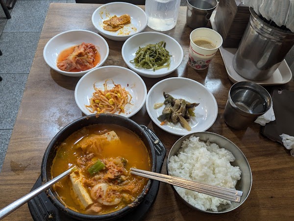 Yujeong Restaurant 4