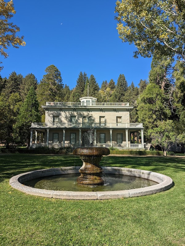Bowers Mansion 5