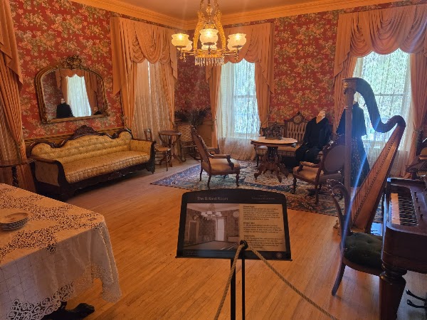 Bowers Mansion 3