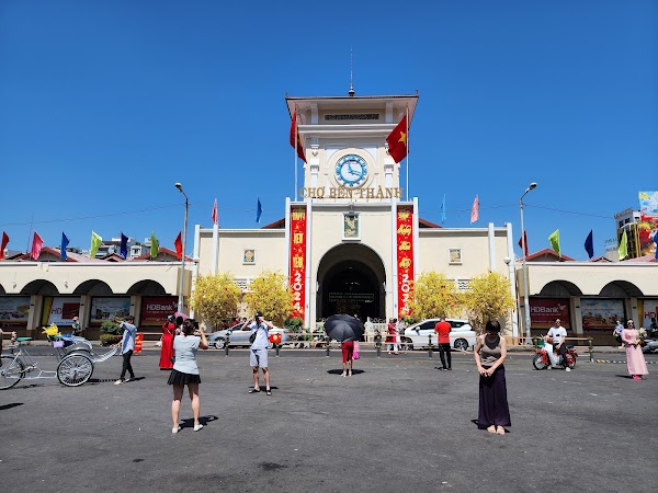 Ben Thanh Market 5