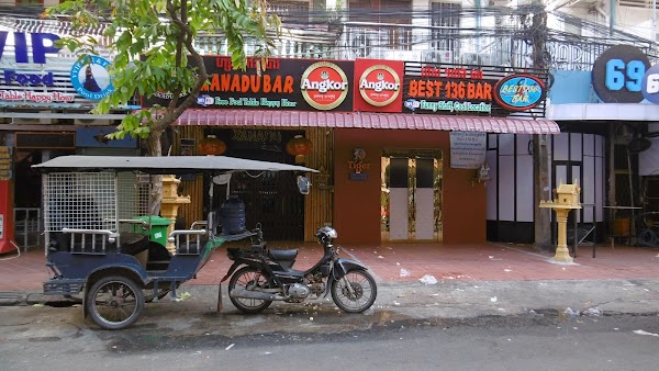 69 Plus Bar