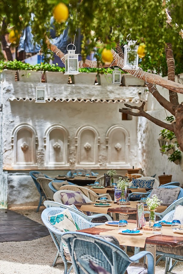 Olive Bar and Kitchen