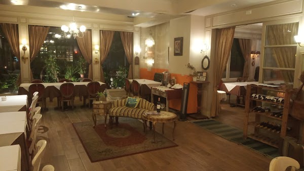 艾德蒙汀麵包生活館
