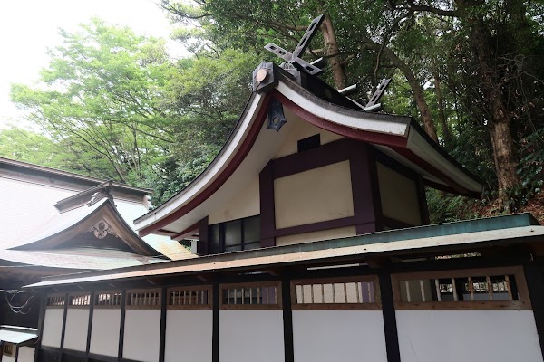 Izumi Shrine 4