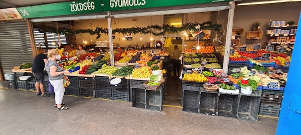Fény Street Market 1
