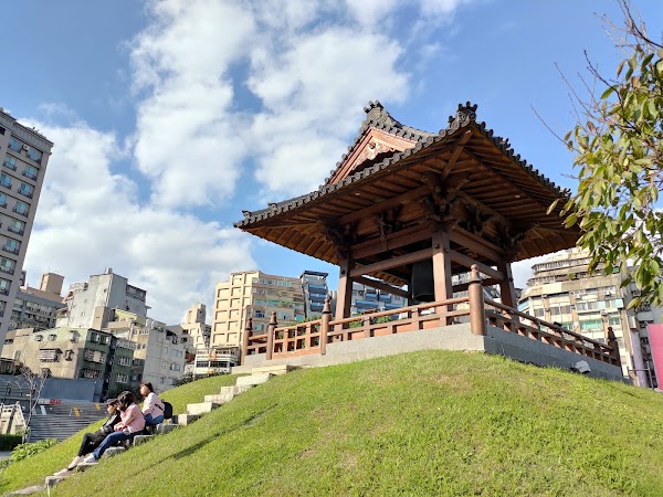 Nishi Honganji Square
