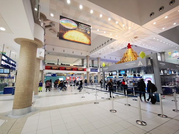 Bari International Airport-Karol Wojtyla 1