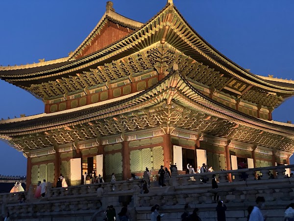 Gyeongbokgung (Government Complex-Seoul) 2