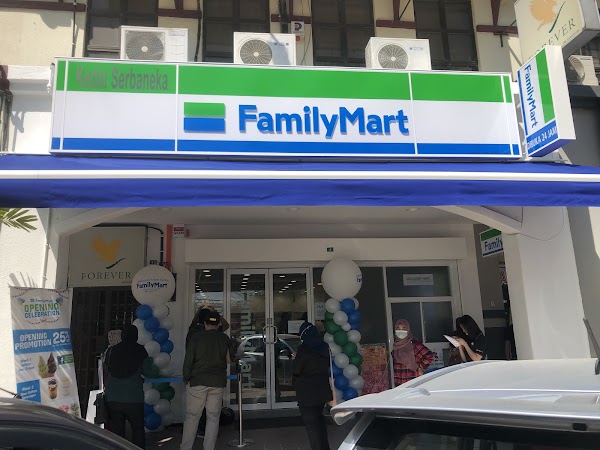 FamilyMart Greentown, Ipoh