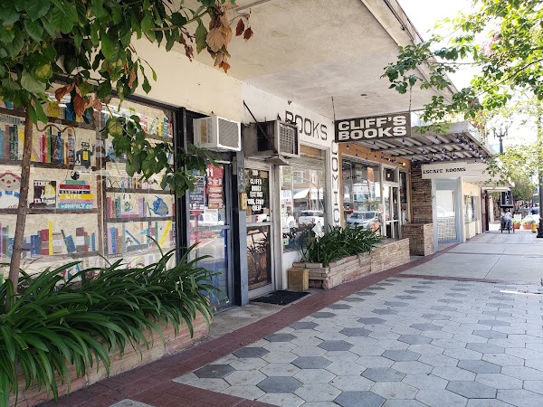 Cliff's Books 1