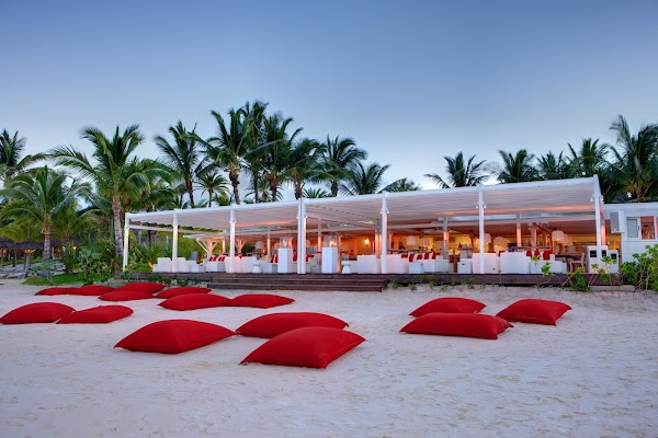 LUX Belle Mare 1