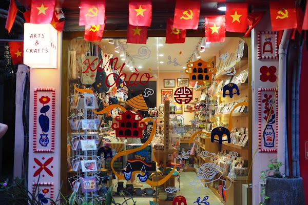 Chu Choah - Hanoi Local Art, Gifts & Souvenirs 2