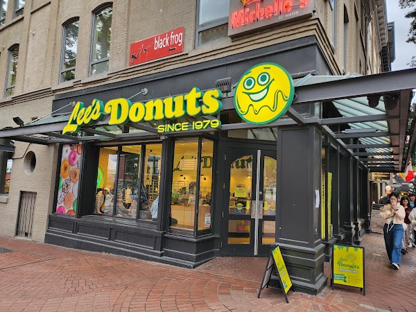 Lee's Donuts Gastown 1