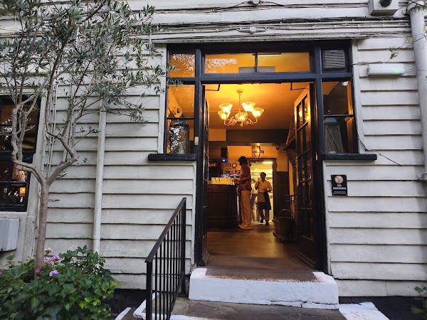 The Spaniards Inn 5