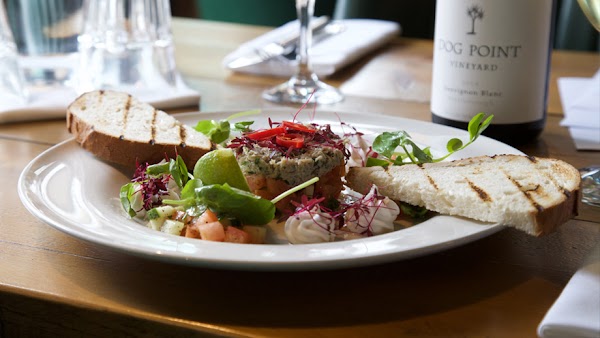 The Spaniards Inn 4