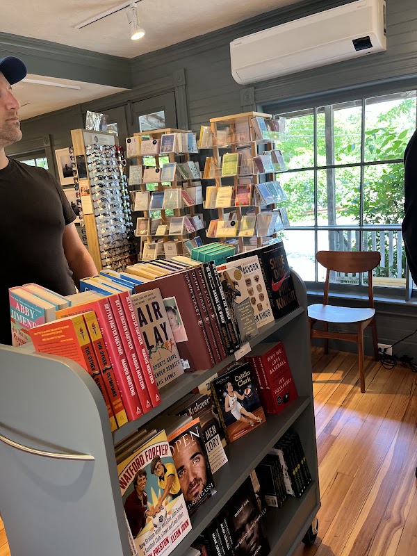 Perkins Cove Bookshop 4