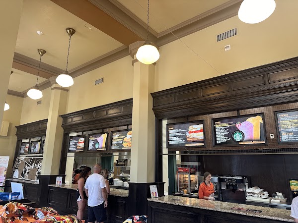 Ellis Island Cafe 3