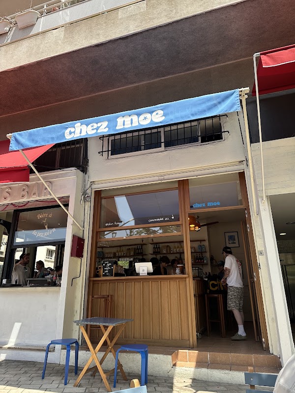 chez moe 4