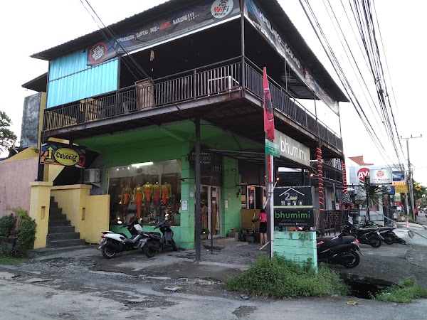 Bhumimi Kebaya