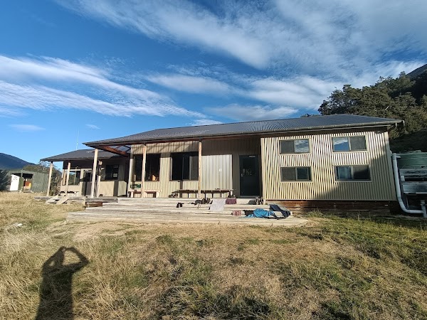 Mid Caples Hut 3