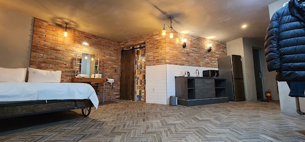 Yeosu Art Land Culture & Resort 5