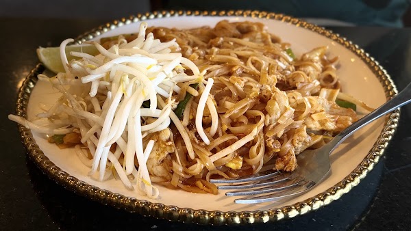 Oros Thai Restaurant 2