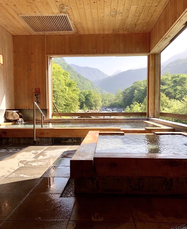 Shinhotaka Onsen Yarimikan 3