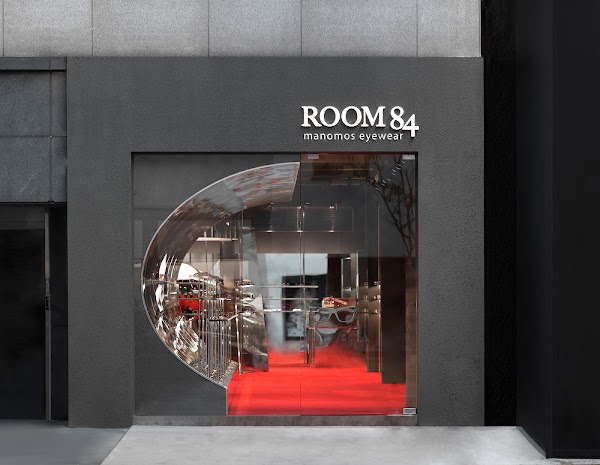 마노모스 성수 쇼룸 ROOM84