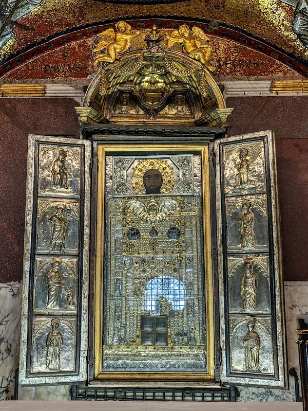 Pontificio Santuario della Scala Santa 2