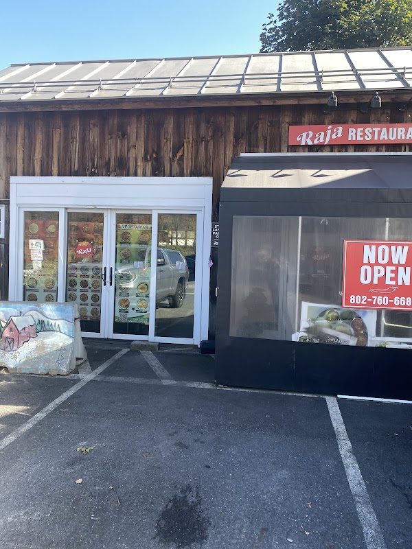 Raja Restaurant: Biryani & Curries House 4