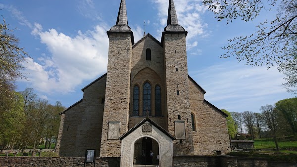 Varnhem abbey ruins 4