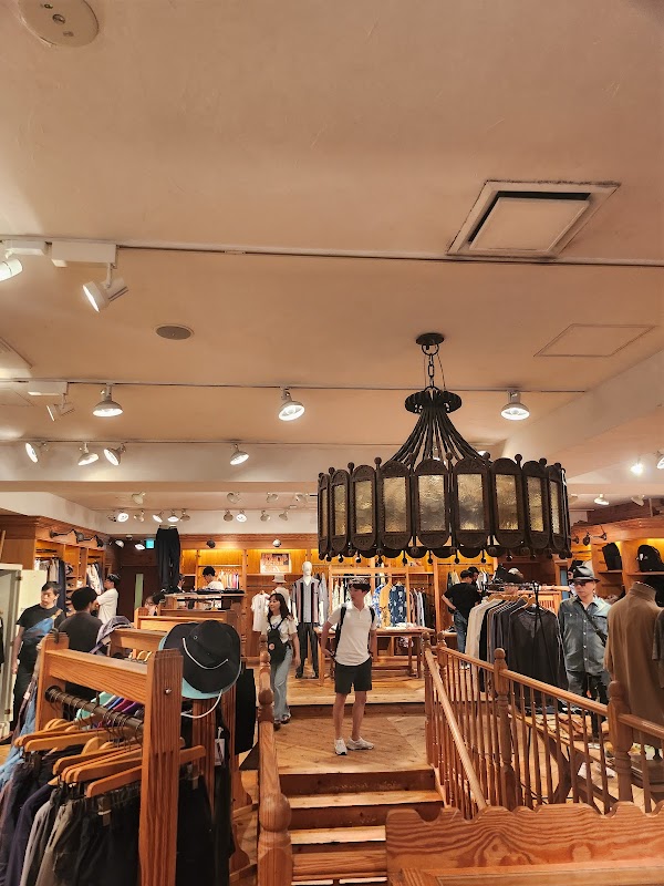 BEAMS MEN SHIBUYA 5