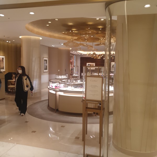 Shilla Duty Free(Jeju Store) 3