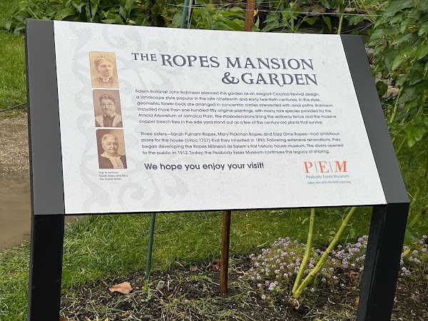Ropes Mansion and Garden 3