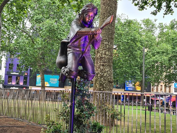 Leicester Square 4