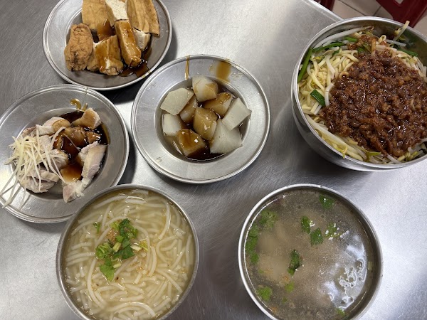 大龍峒肉羹-米粉湯 5