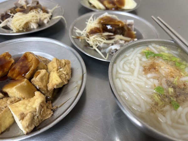 大龍峒肉羹-米粉湯 4