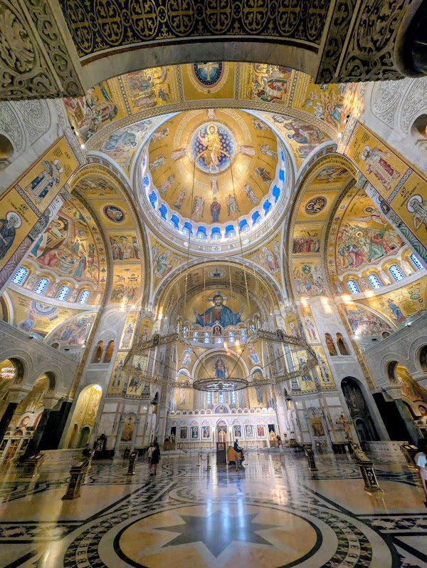 The Temple of Saint Sava 4