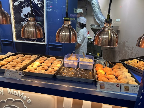 Curly mama’s捲髮奶奶-寧夏店(鮮奶脆皮甜甜圈專賣店) 3